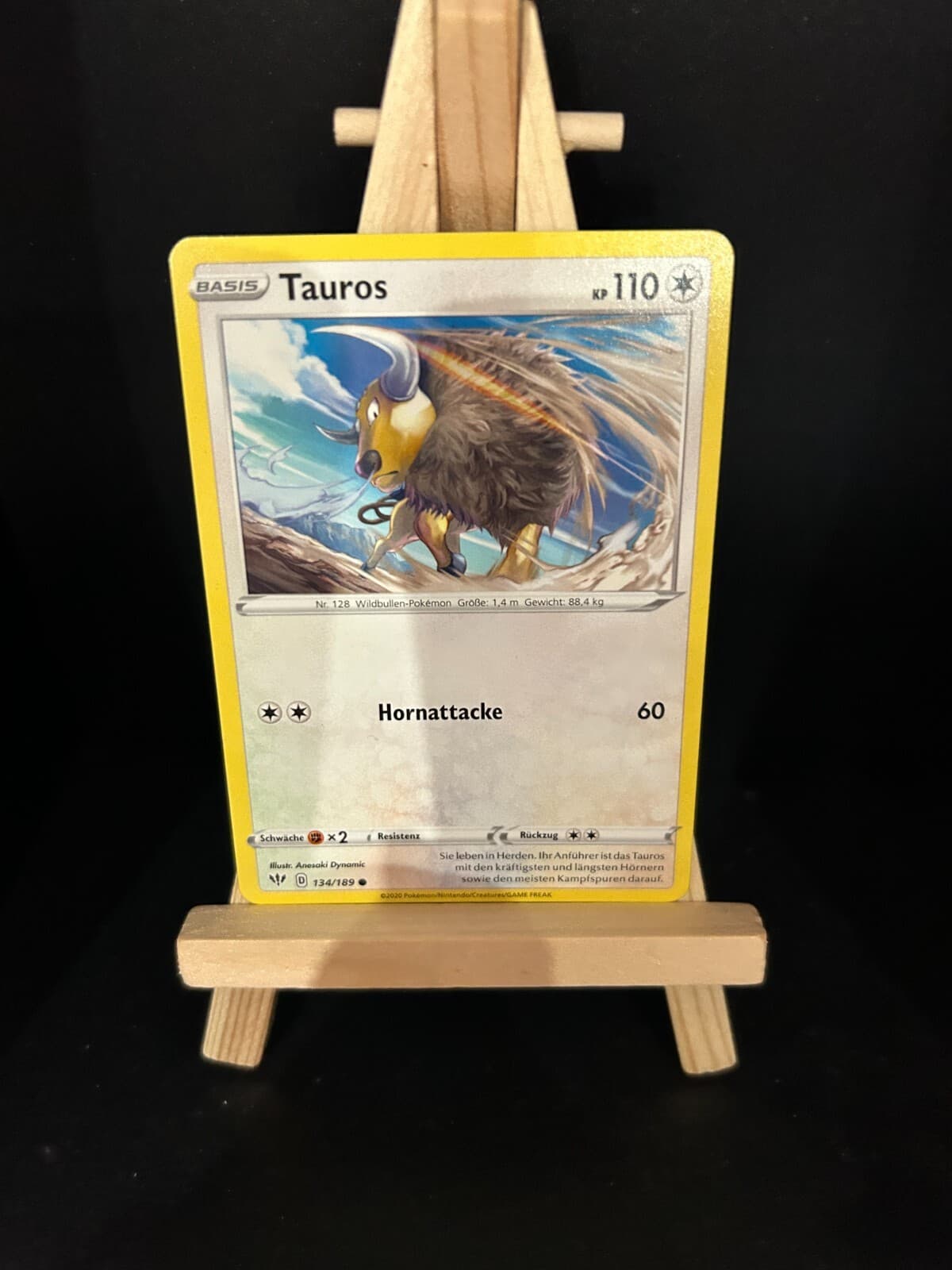 Tauros 134/189 Pokemon Karte TCG aus Flammende Finsternis