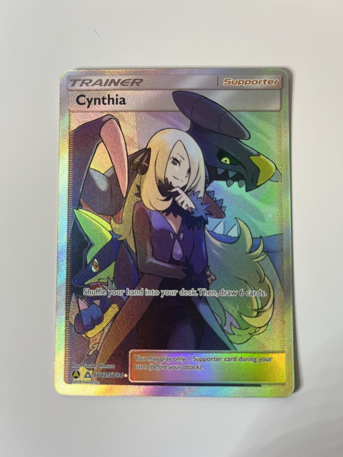 Pokemon Cynthia SV82/SV94 Hidden Fates Shiny Vault Full Art Trainer ENG