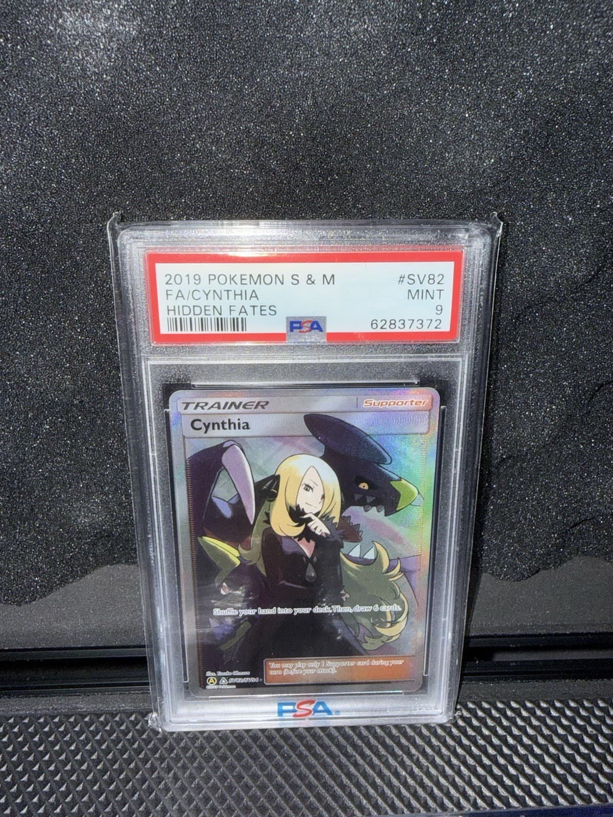 2019 Cynthia SV82/SV94 Hidden Fates (PSA 9)