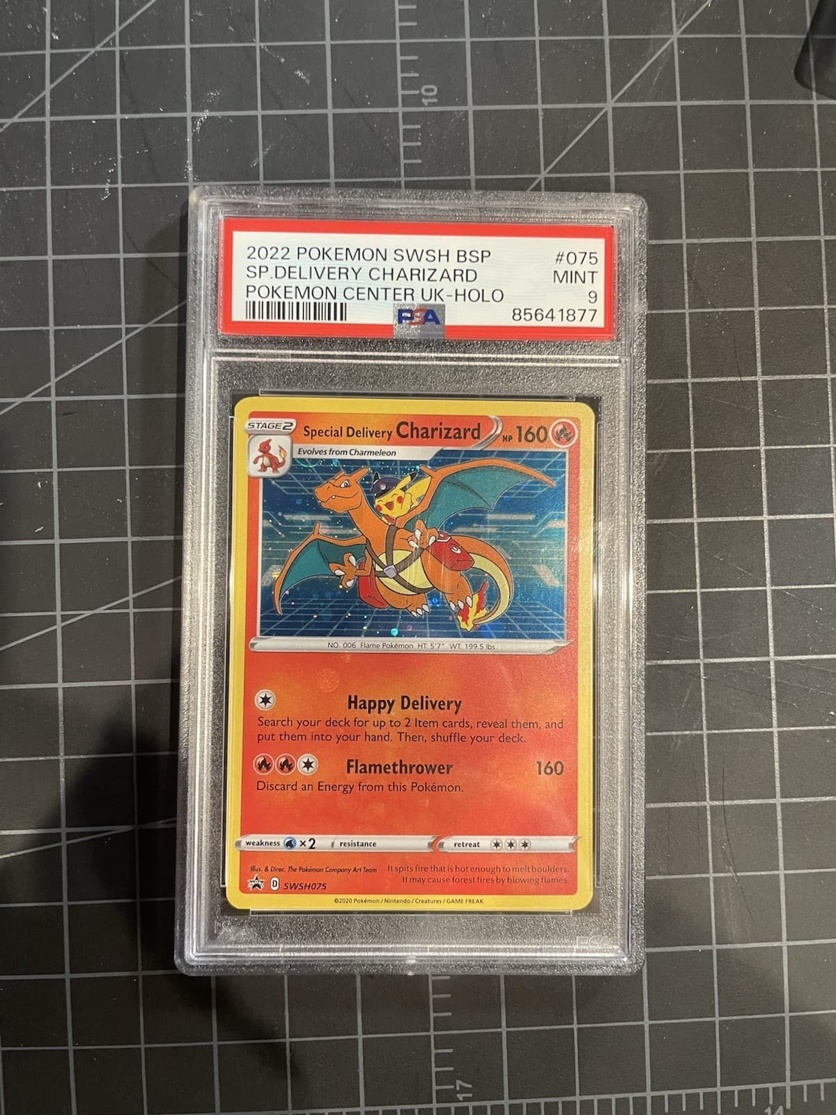 Pokémon Special Delivery Charizard SWSH075 PSA 9