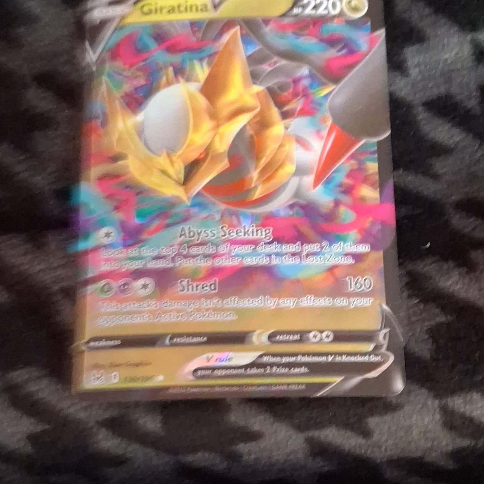 Giratina V Lost Origin 130/196 Ultra Rare Holo V Pokemon TCG Card 220 HP