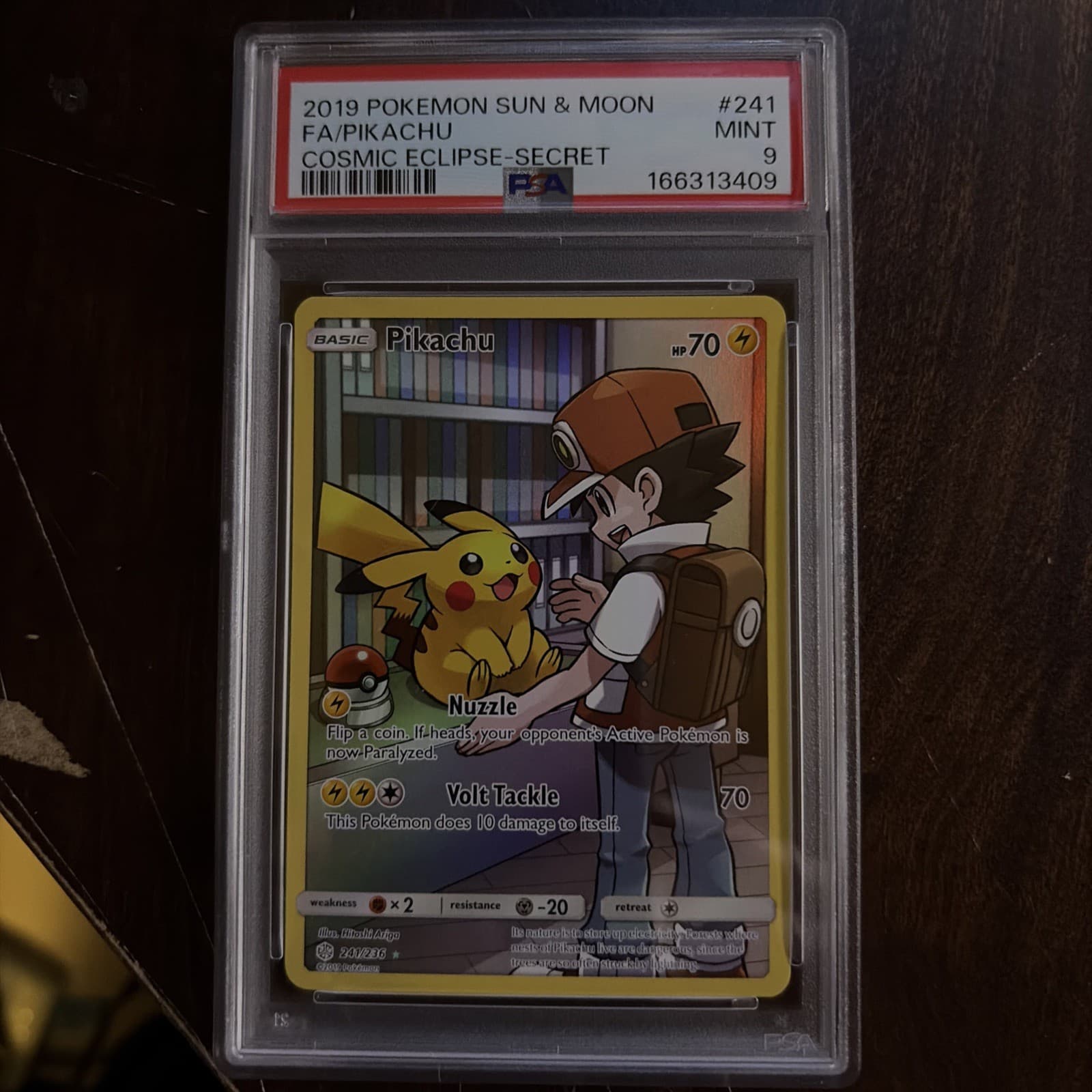 Pikachu 241/236 SM Cosmic Eclipse Secret Rare Full Art Holo EN 2019 PSA 9