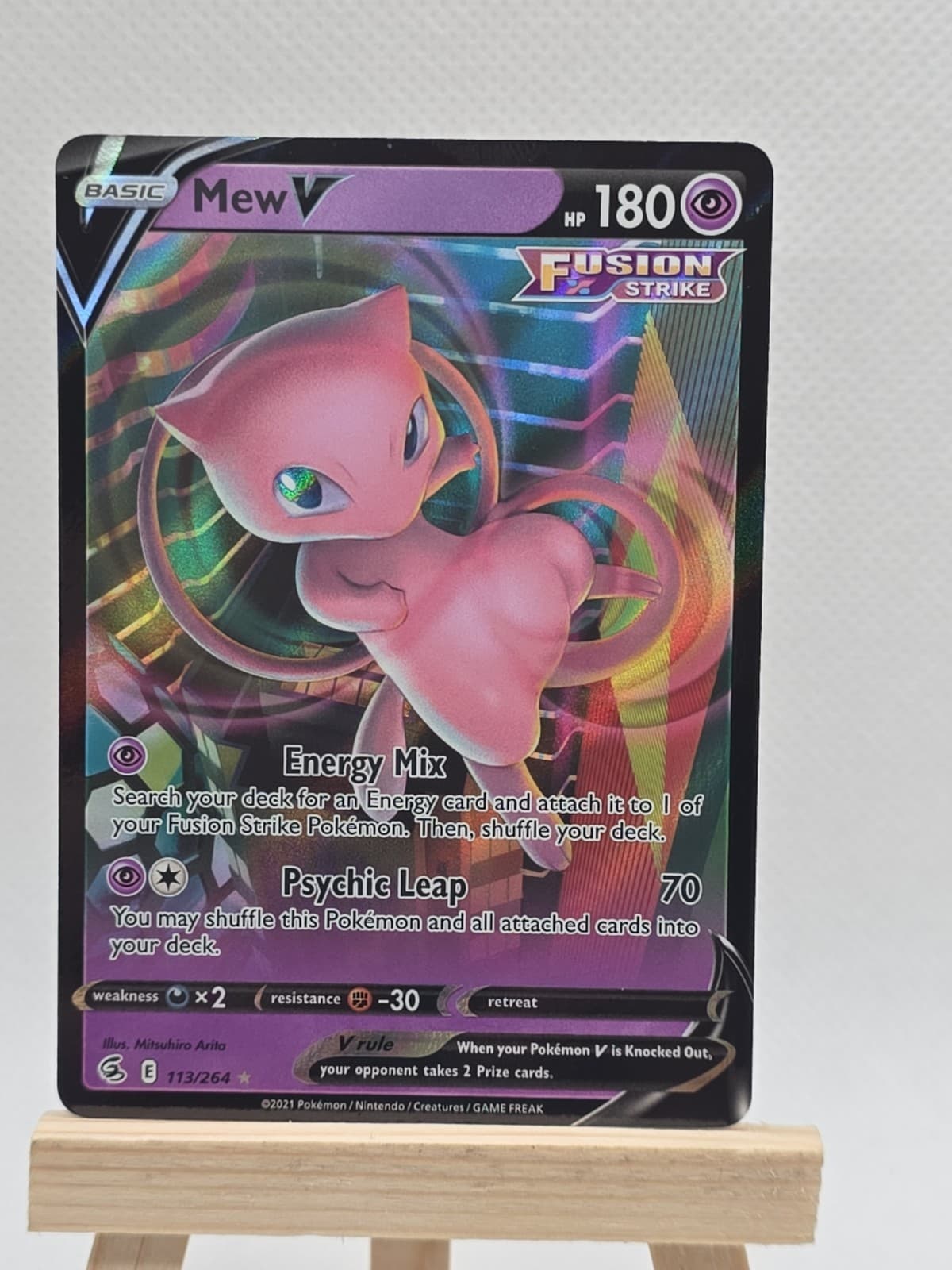Mew V 113/264 Ultra Rare SWSH08: Fusion Strike Pokemon TCG