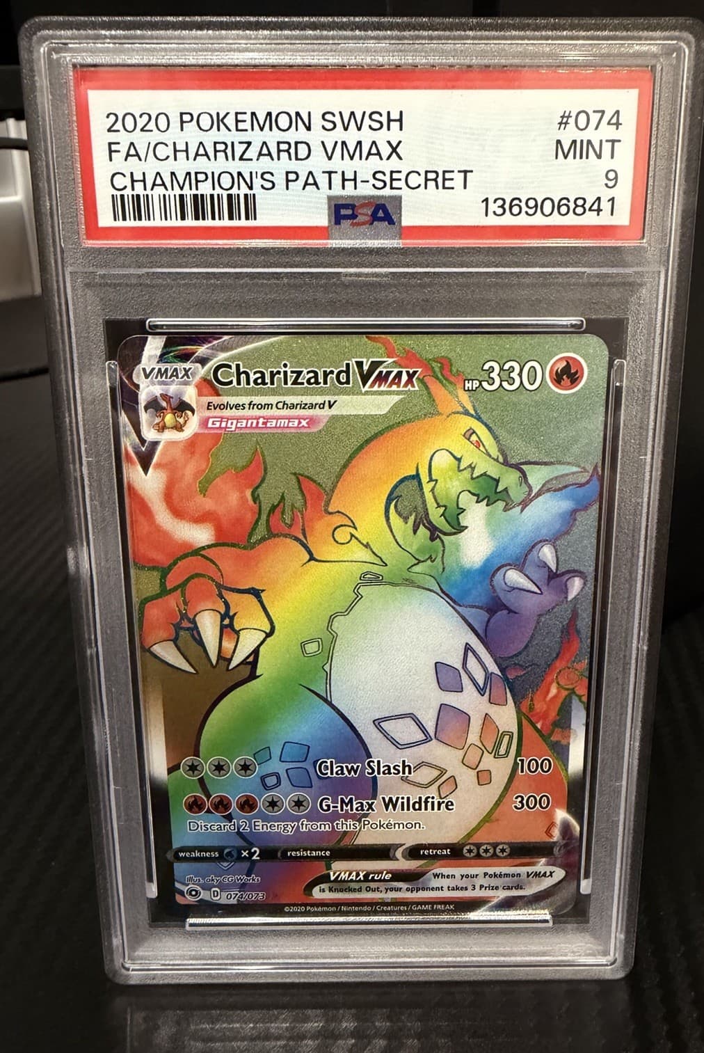 Charizard VMAX (Secret Rainbow) 074/073 Champions Path PSA 9