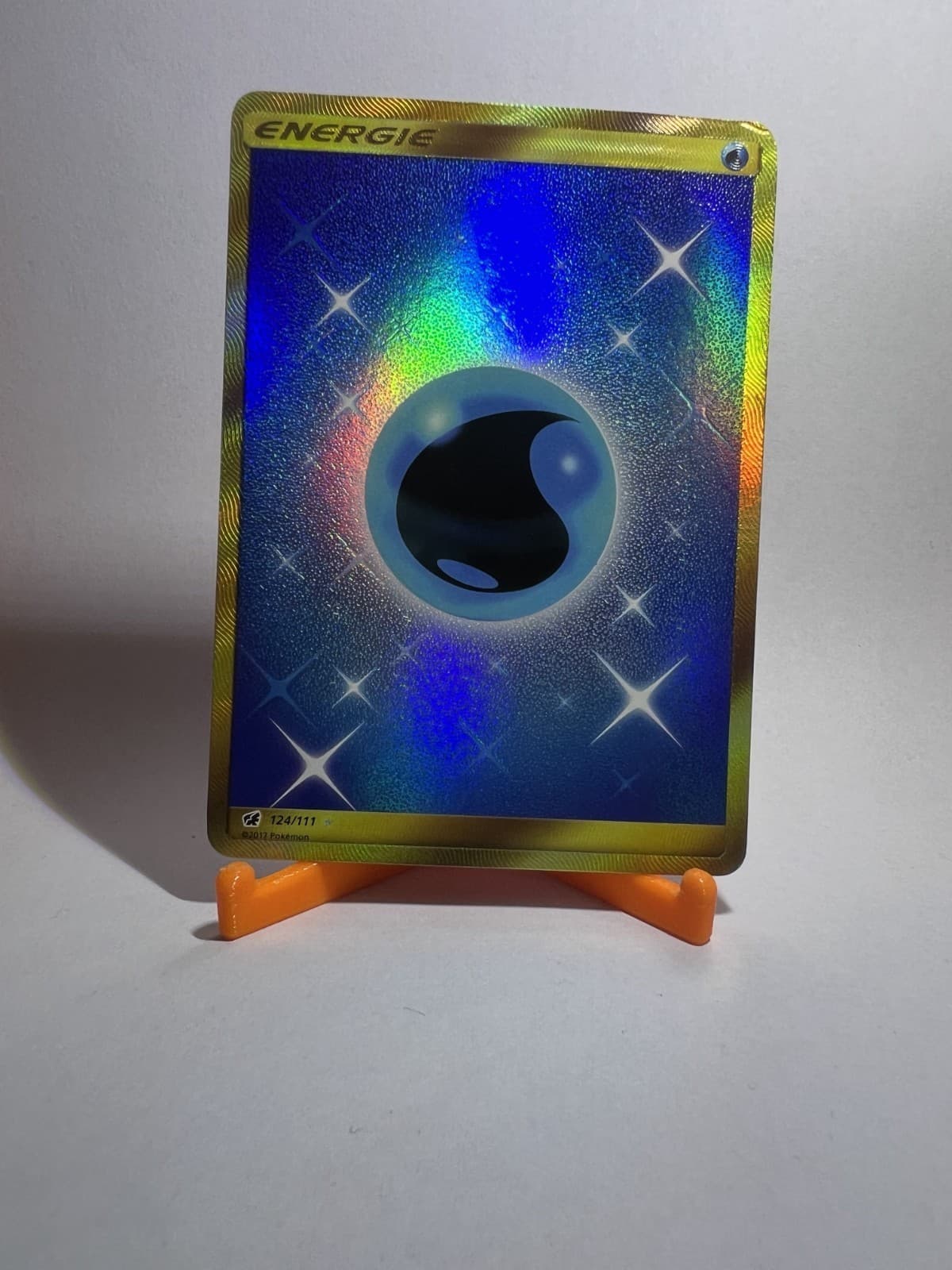 Pokémon - Wasser Energie - 124/111 - Aufziehen der Sturmröte - Secret Rare - NM