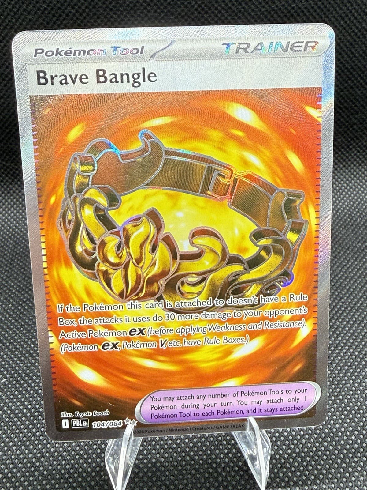Pokemon TCG Brave Bangle 104/084 Pitch Black Trainer Tool Holo Ultra EN