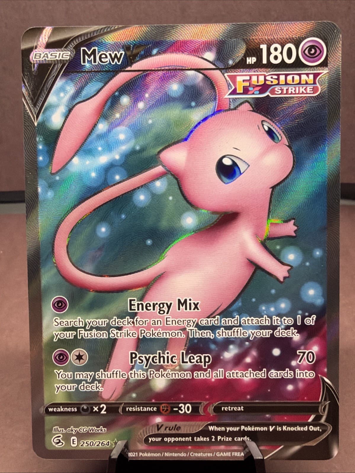 Pokemon TCG Mew V (Full Art) 250/264 Holo SWSH08: Fusion Strike NM