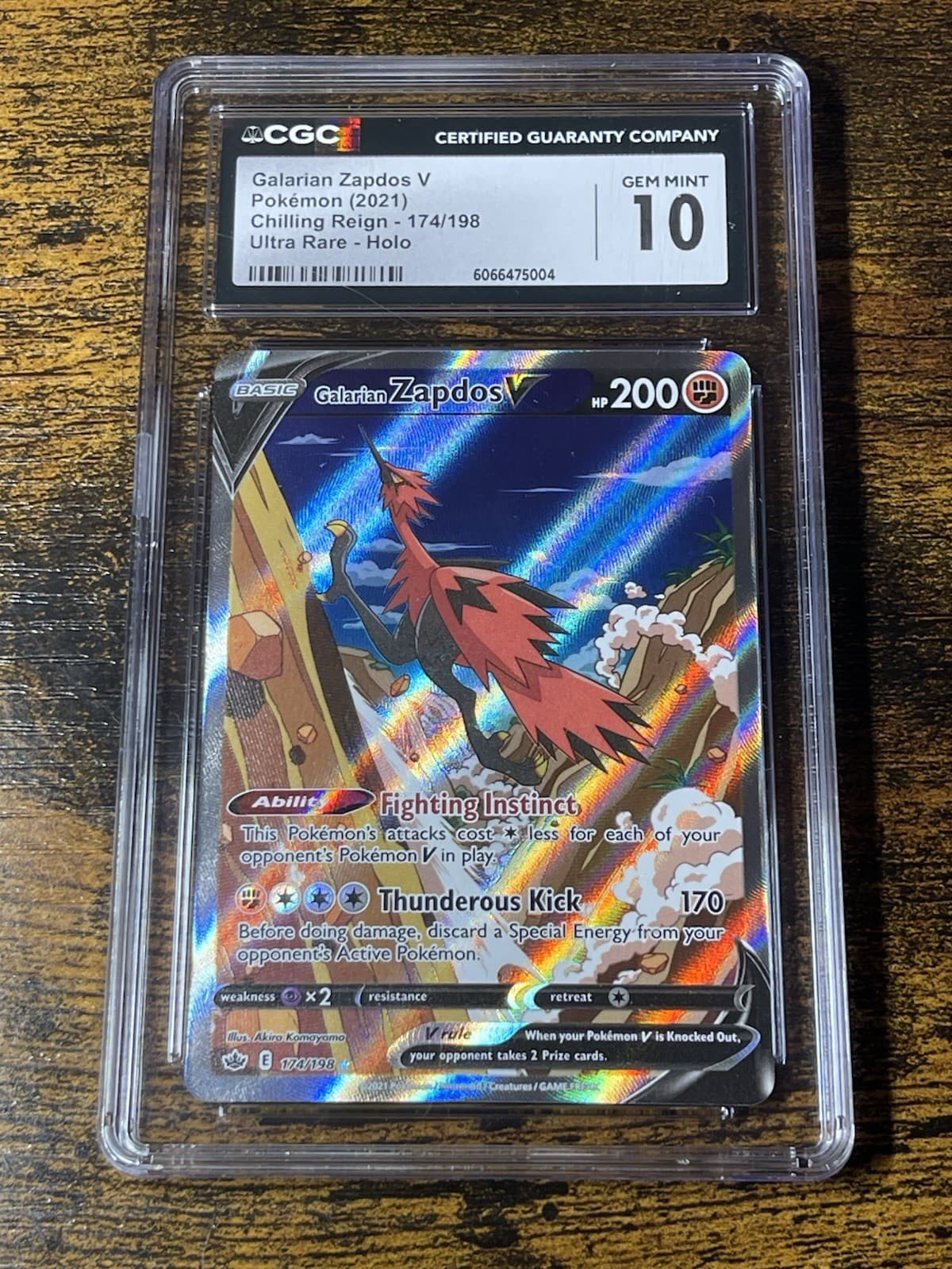 2021 Pokemon Chilling Reign Ultra Rare Holo 174/198 Galarian Zapdos V CGC 10