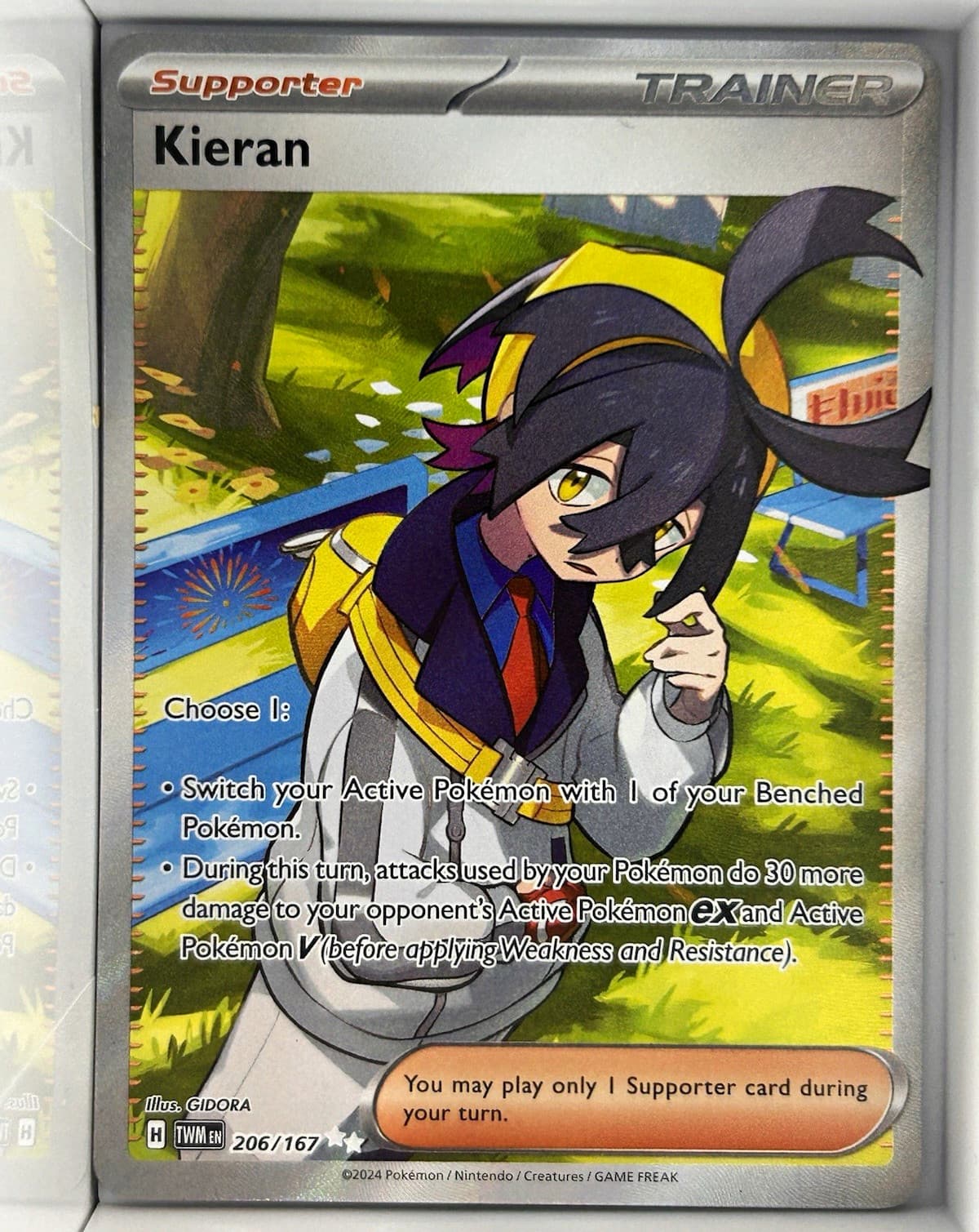 Pokemon TCG Kieran 206/167 Full Art Twilight Masquerade NM