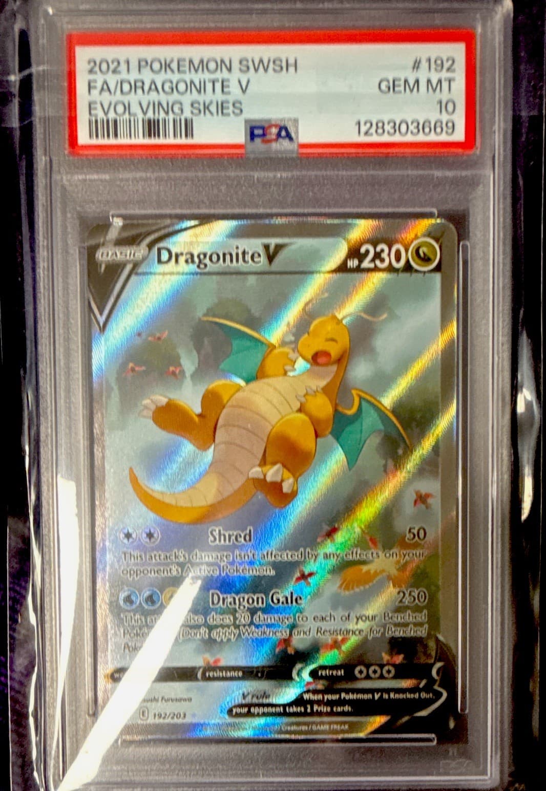 Pokémon 2021 Evolving Skies Dragonite V Alt Full Art Holo 192/203 PSA 10