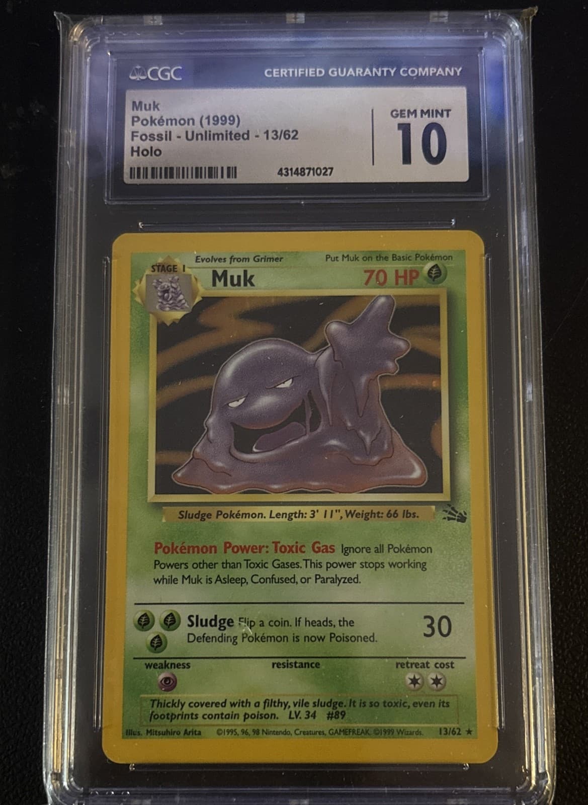 Muk 13/62 Fossil Holo CGC 10