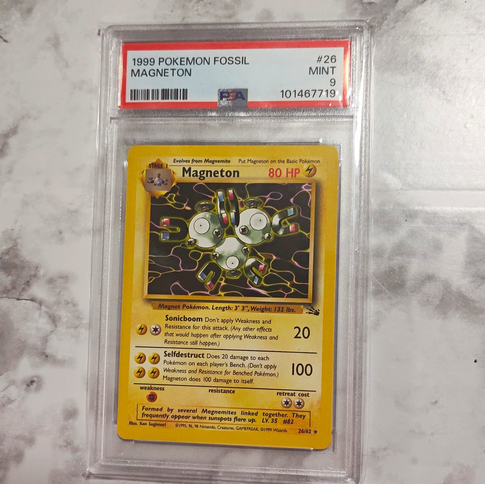 Wizards of the Coast 1999 Pokemon Fossil Magneton 26/62 Holo PSA 9 English