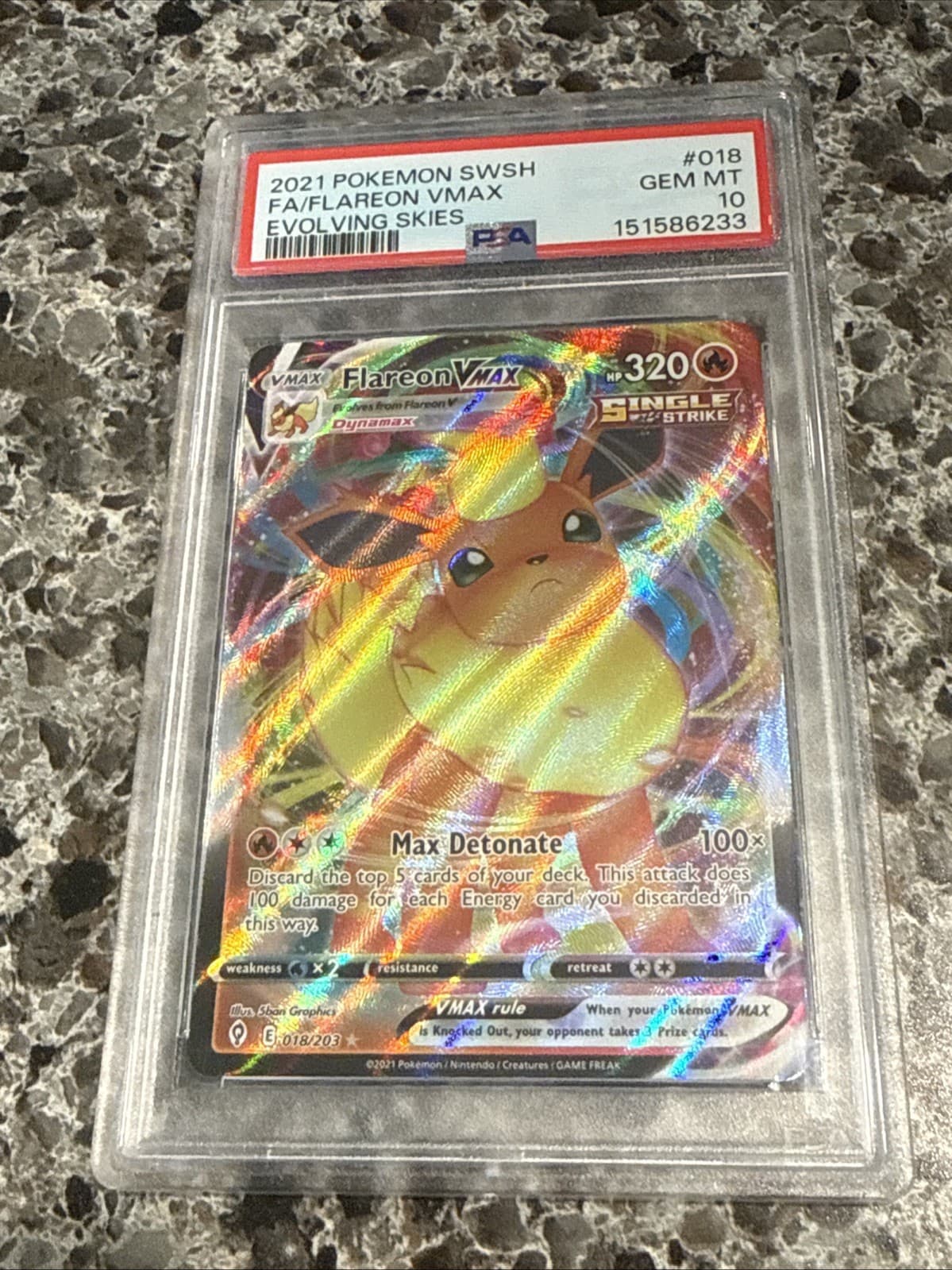 Pokemon 2021 Flareon VMAX 018/203 Single Strike Evolving Skies GEM MINT PSA 10