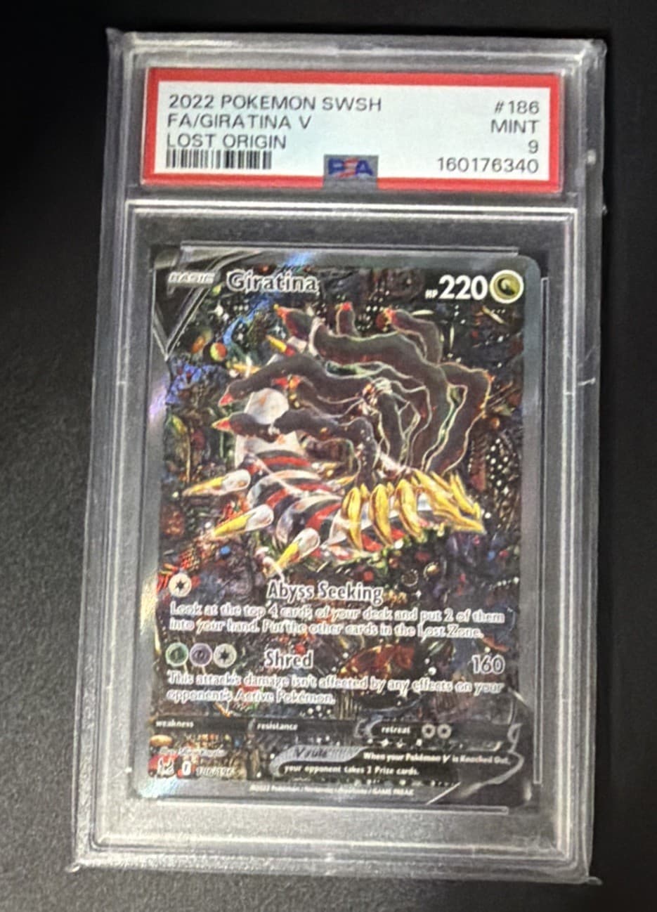 Giratina V (Alternate Full Art) 186/196 Swsh11: Lost Origin Holo PSA 9