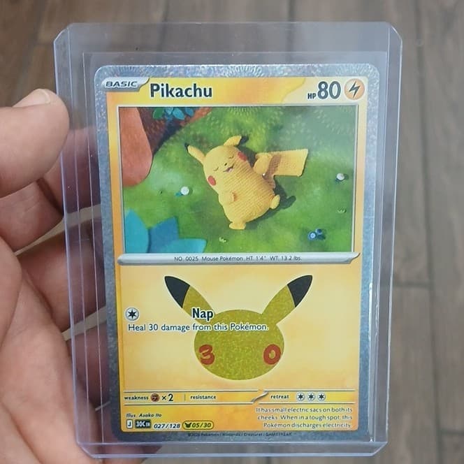 Pikachu Pokémon TCG Celebrations 30th Anniversary Holo 27/128
