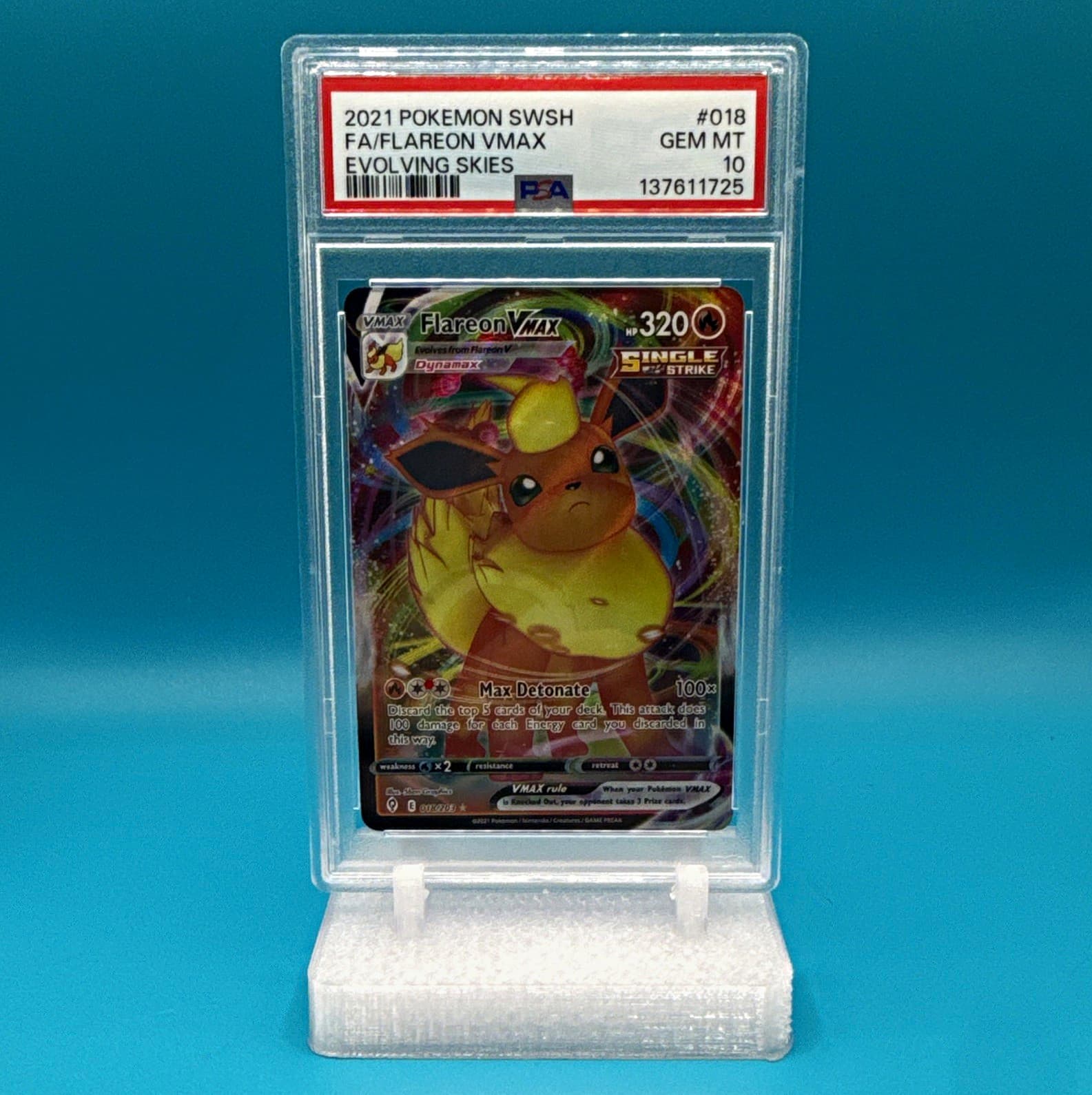 PSA 10 Flareon VMAX Full Art 018/203 Pokemon TCG Evolving Skies 2021