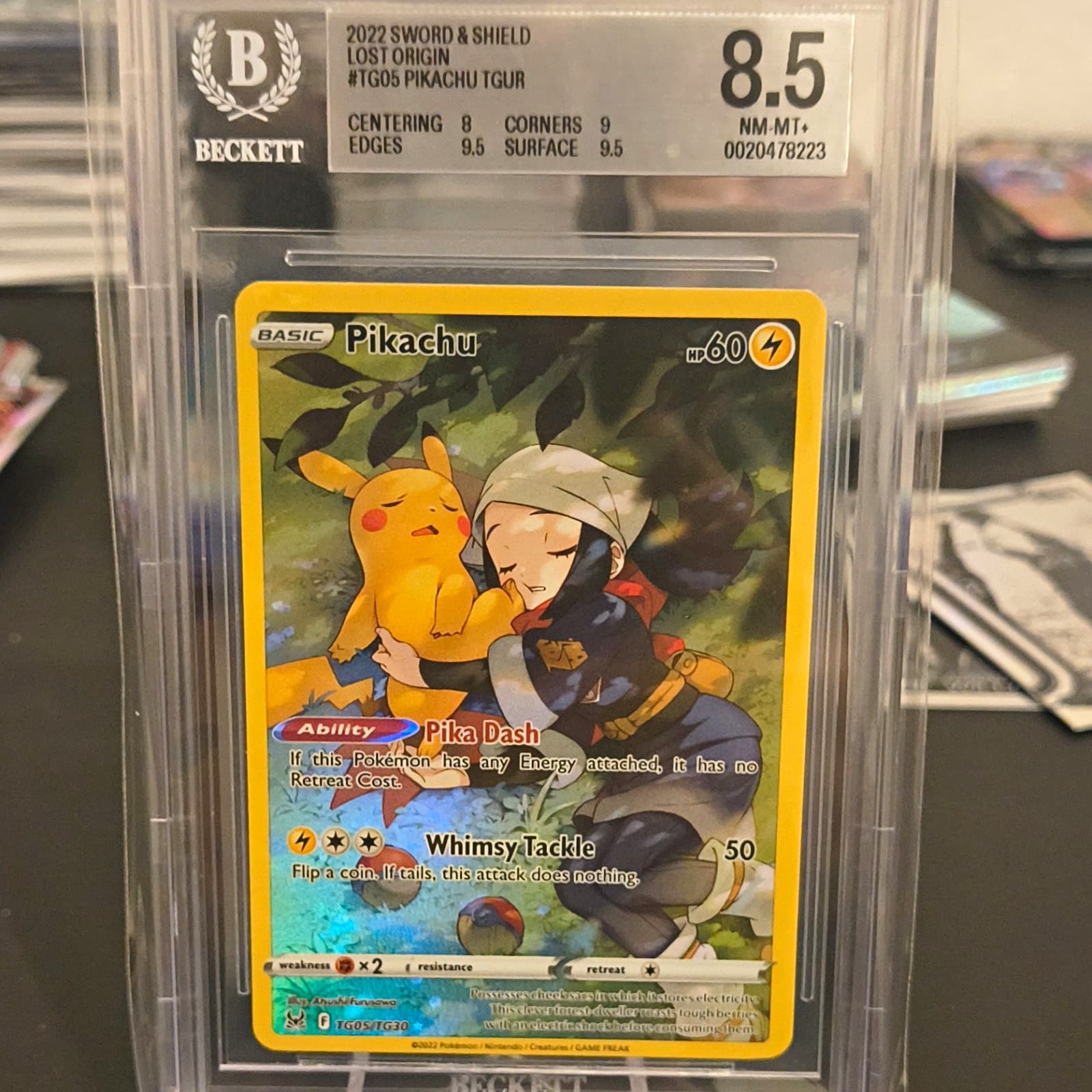 Pikachu TG05/TG30 Swsh11 Lost Origin Trainer Gallery Ultra Rare Holo EN BGS 8.5