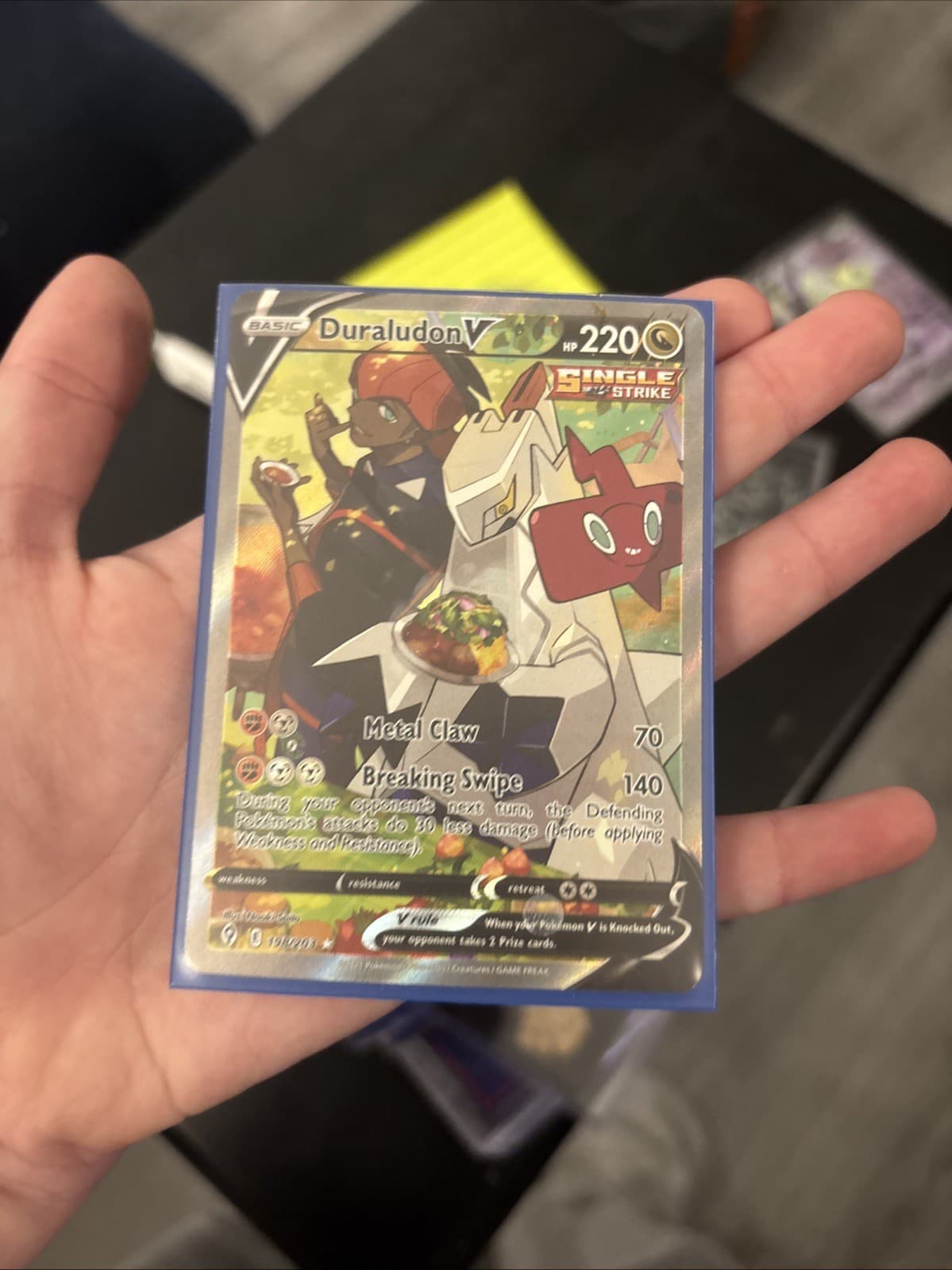 Duraludon V 076/067 S7d: Skyscraping Perfection Holo (Japanese)