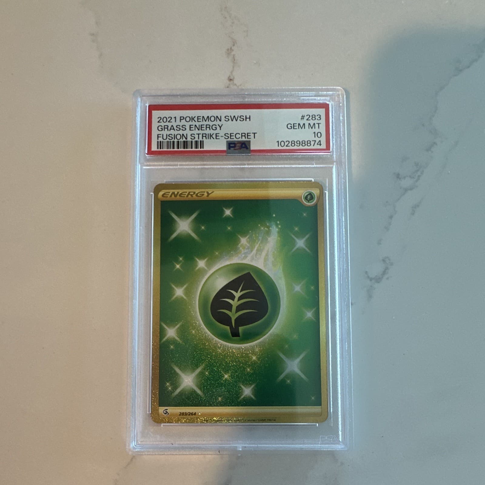 Pokémon TCG Grass Energy 283/264 SWSH08 Fusion Strike Secret Rare Holo EN PSA 10