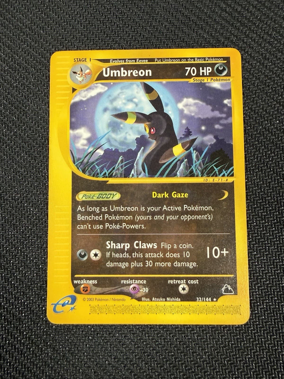 Umbreon 32/144 Skyridge Regular - Near Mint