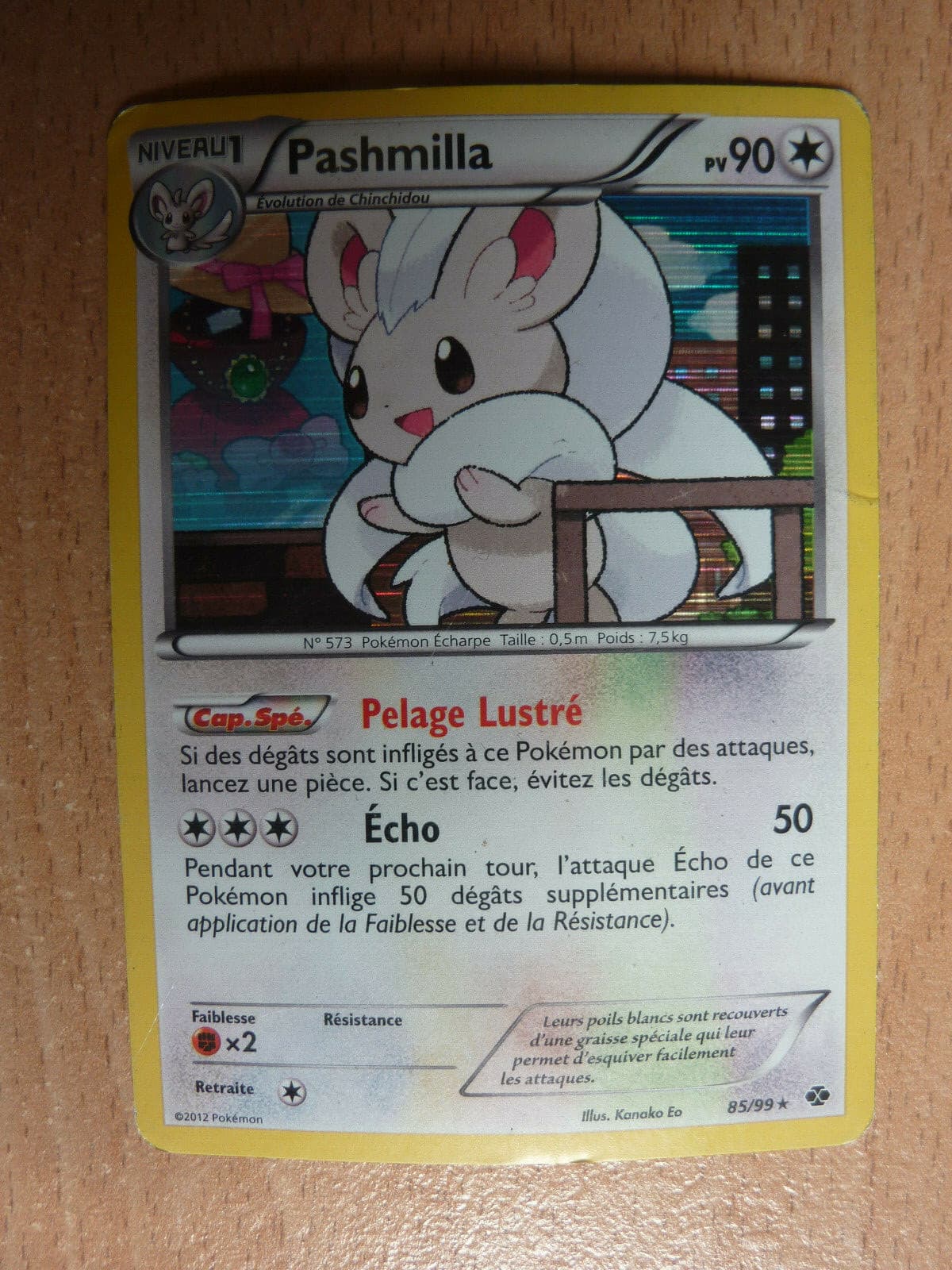 Carte Pokémon rare Holo Pashmilla 90 PV 85/99 VF (Destinées Futures)