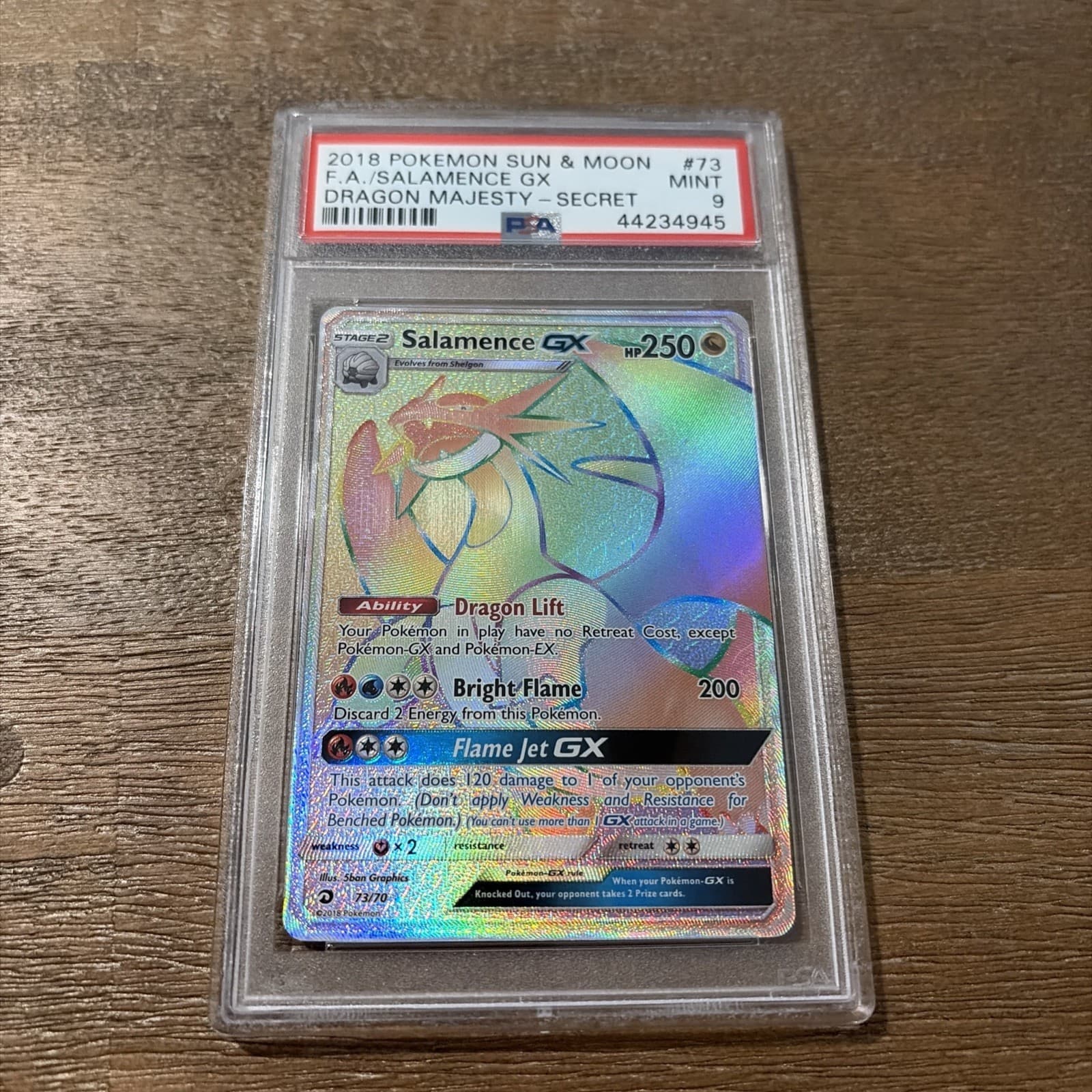 2018 Pokemon Sun & Moon Dragon Majesty Salamence GX 73/70 PSA 9