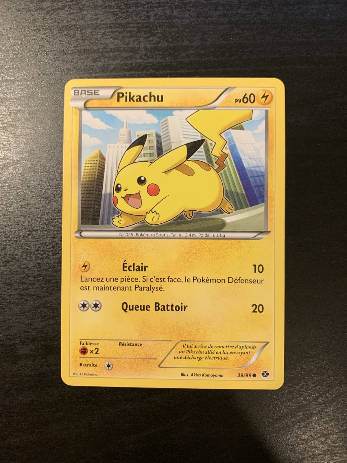 Carte Pokémon COMMUNE Pikachu 39/99 Noir & Blanc Destinées Futures FR
