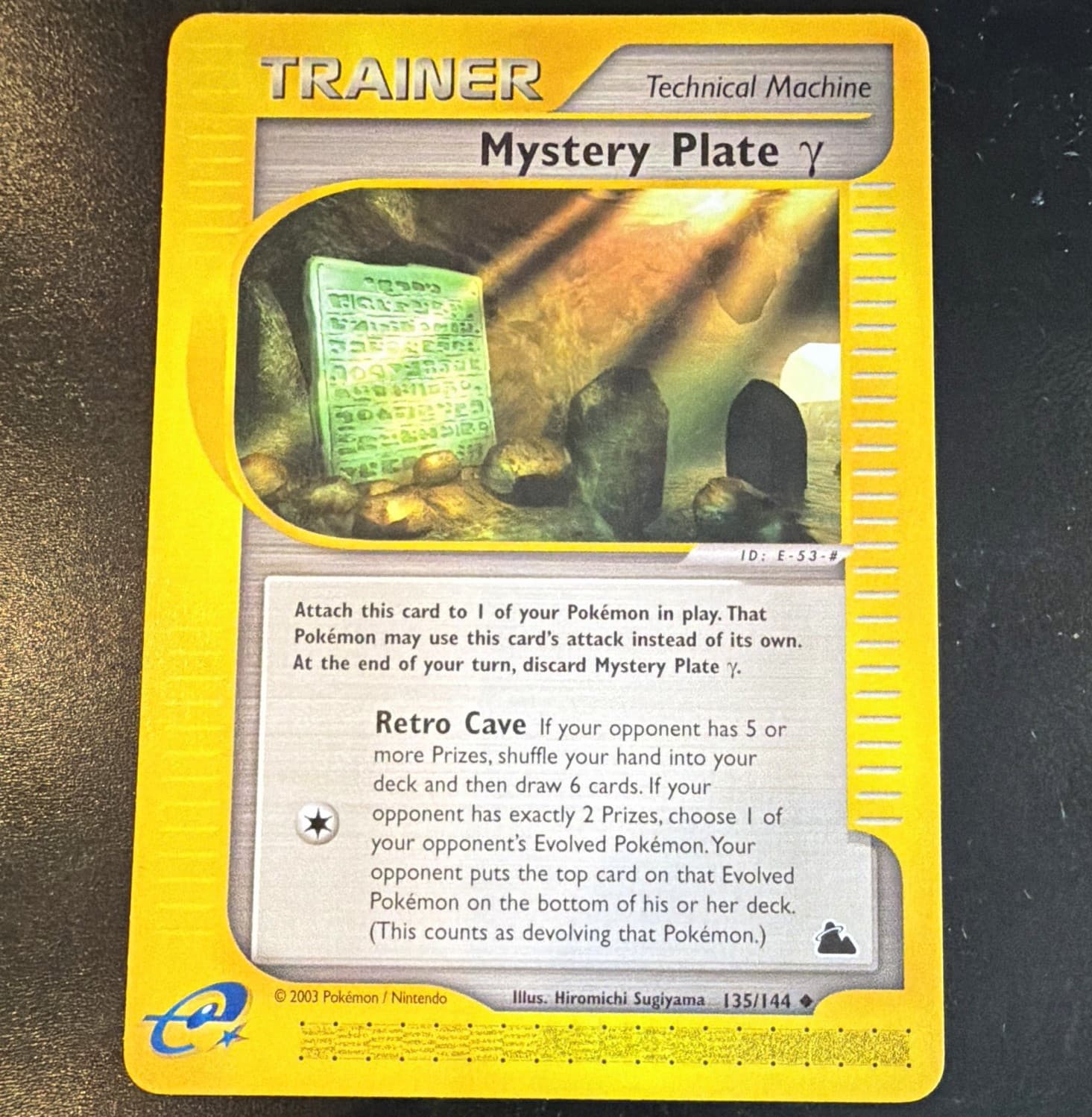 Pokémon TCG Mystery Plate γ Skyridge 135/144 2003 English Uncommon Regular