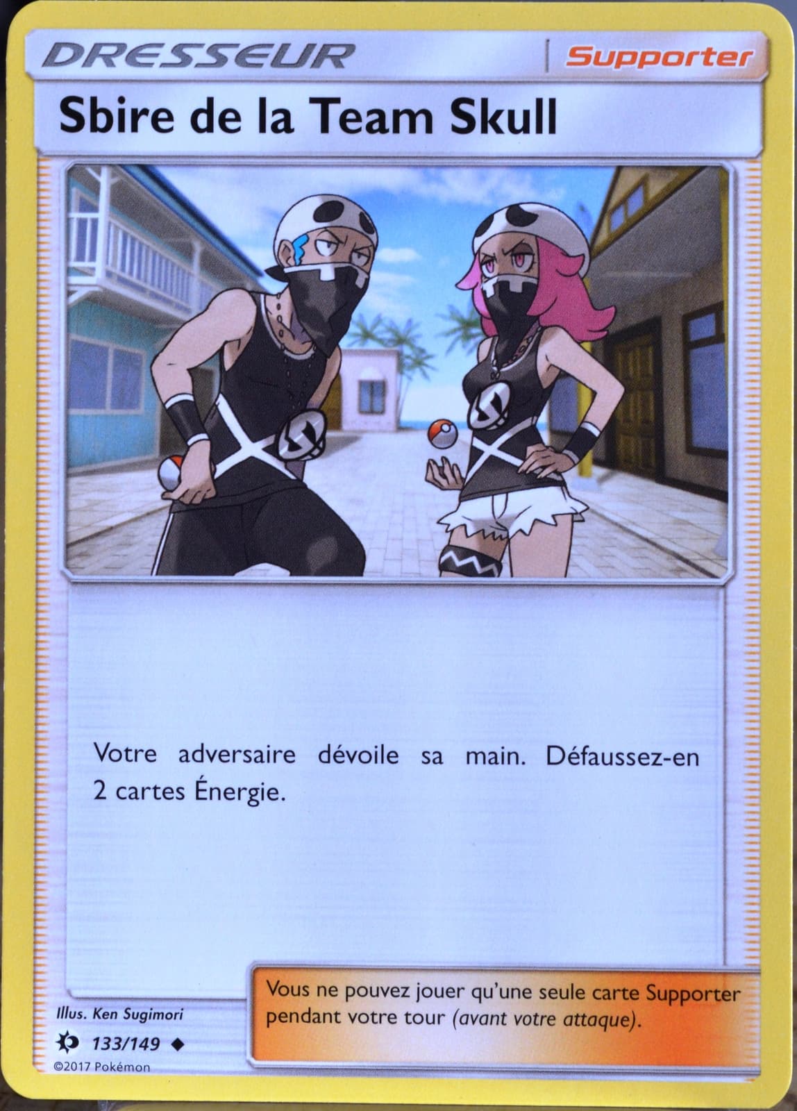 carte Pokémon 133/149 Sbire de la Team Skull SM1 - Soleil et Lune NEUF FR