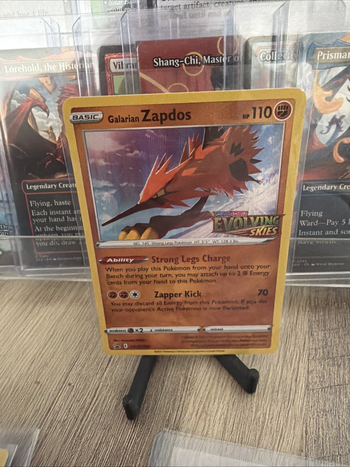 Pokémon TCG Galarian Zapdos Evolving Skies SWSH124 Holo Promo
